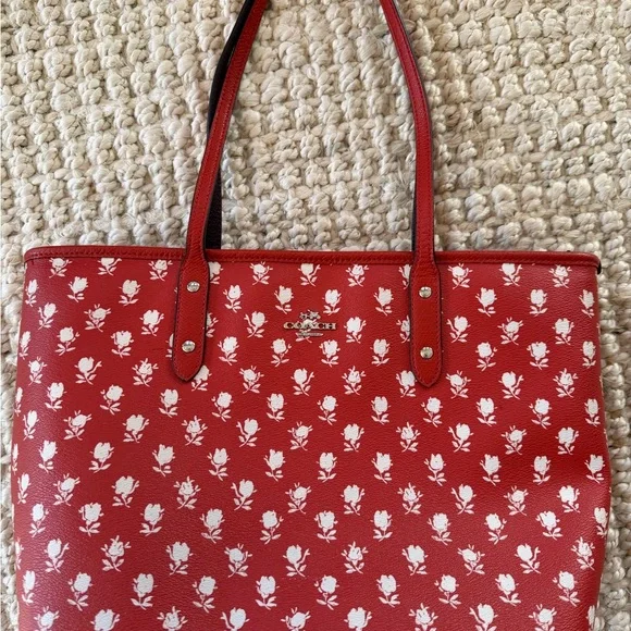 Coach Red White Floral Women's Tote Bag - Picture 1 of 9